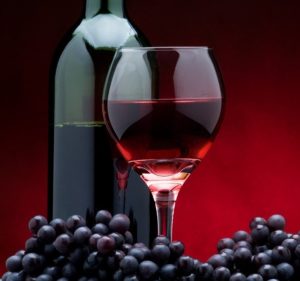 revistaprosaversoearte.com - Uma taça de vinho é equivalente a 30 minutos de atividade física