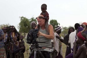 revistaprosaversoearte.com - As tribos isoladas da África na fotografia de Jimmy Nelson