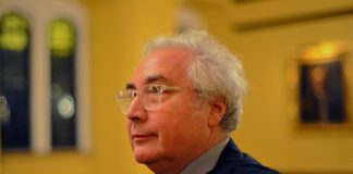 A obsolescência da educação – Manuel Castells