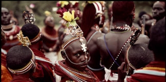 As tribos isoladas da África na fotografia de Jimmy Nelson