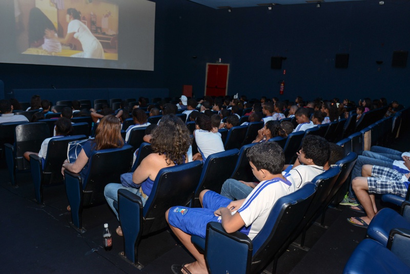 Potencial do cinema não é aproveitado nas escolas