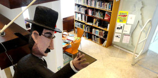 Biblioteca Particular de Fernando Pessoa disponível online