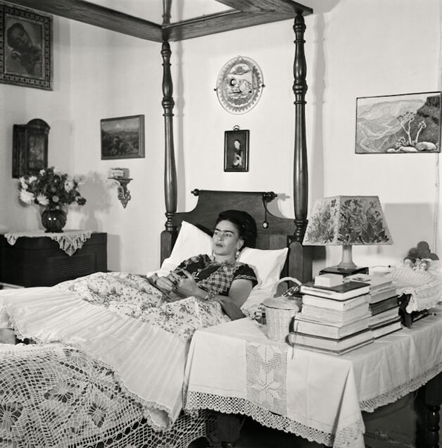 revistaprosaversoearte.com - Fotos raras mostram Frida Kahlo em seus últimos dias de vida