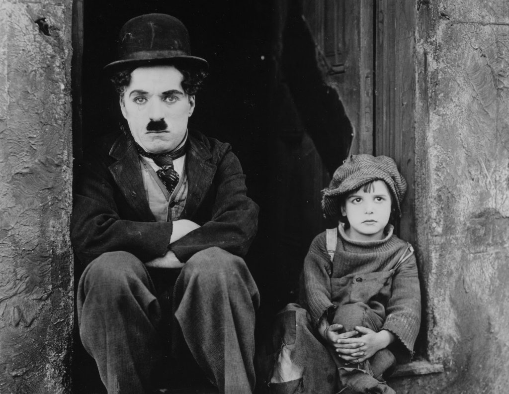 revistaprosaversoearte.com - Charlie Chaplin e os seus filmes - entre silêncio e som