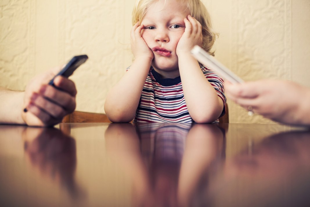 Desgrude do celular e ganhe tempo para brincar com o filho