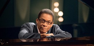 ‘O jazz não morreu, não foi superado e continua tão inventivo quanto antes.’ , Herbie Hancock – pianista americano