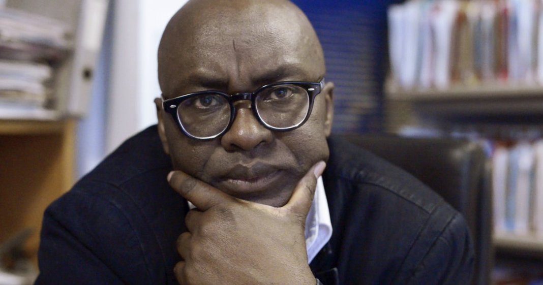 Breves comentários sobre o negro na filosofia de Achille Mbembe – Anna Carolina Pinto