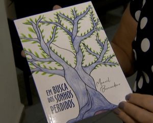 revistaprosaversoearte.com - Idoso que se formou no ensino médio aos 91 anos lança livro de poesia em MG
