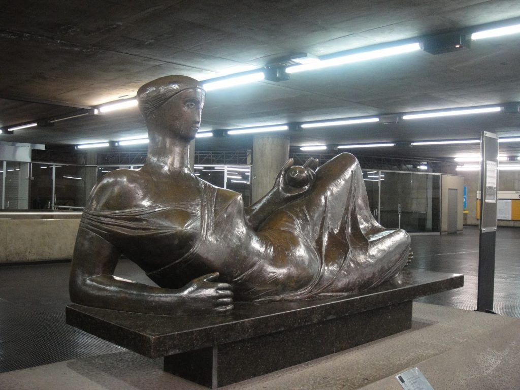 revistaprosaversoearte.com - No Metrô de São Paulo, a arte pede passagem