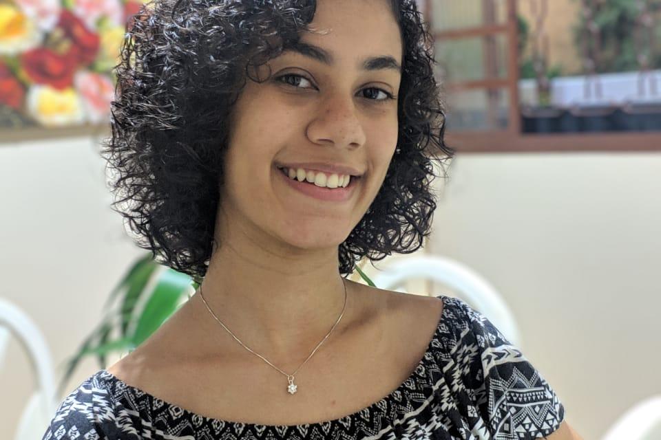 revistaprosaversoearte.com - 'Ler faz diferença', diz aluna de BH dona de redação nota 1.000 no Enem