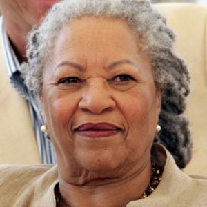 revistaprosaversoearte.com - Cinco livros essenciais da escritora Toni Morrison