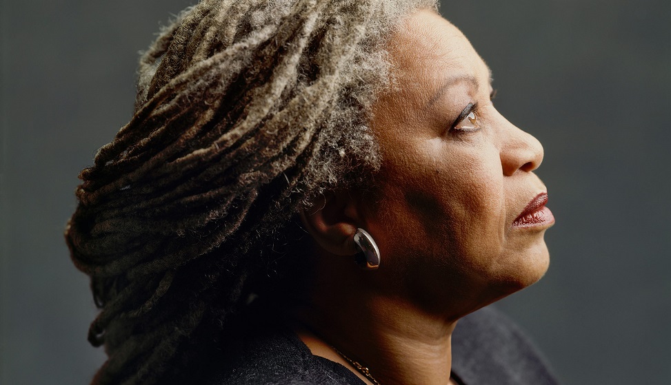 9 respostas para Racismo e Fascismo – por Toni Morrison