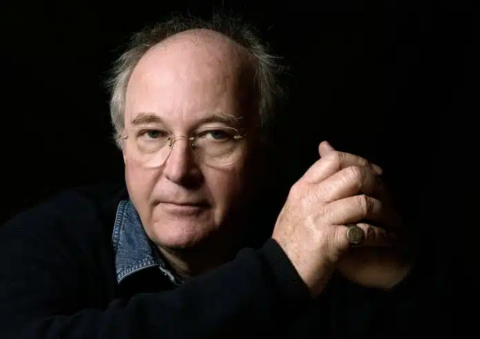 Arte, música, poemas e histórias: crianças precisam disso? – escritor britânico Philip Pullman