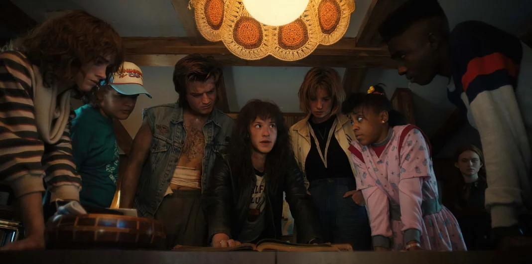 O retorno triunfal de Stranger Things – porque a quarta temporada é provavelmente a melhor até agora, por  Clarice Lippmann