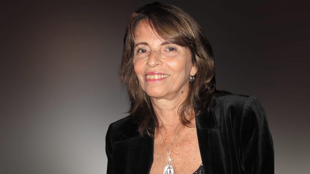 Entrevista com a pesquisadora musical Heloísa Tapajós, por Daniela Aragão