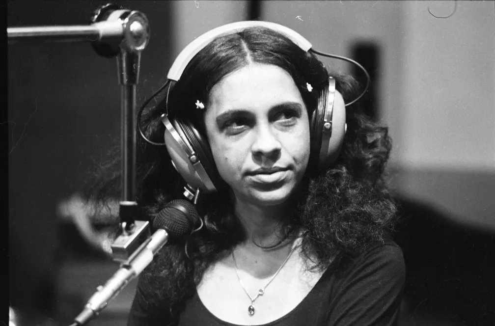 revistaprosaversoearte.com - Gal Costa, uma das maiores vozes brasileiras, morre aos 77 anos