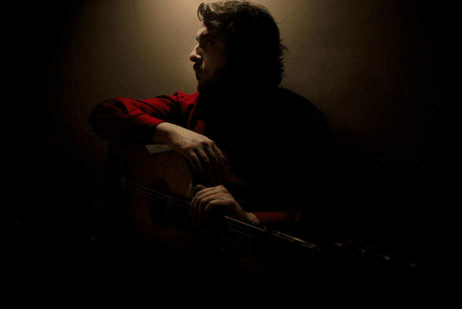 revistaprosaversoearte.com - 'Vento Brando', segundo &aacute;lbum do violonista e compositor Jo&atilde;o Camarero