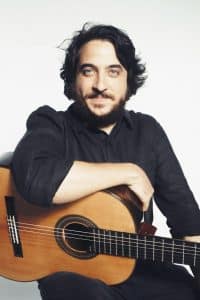revistaprosaversoearte.com - Álbum 'Gentil Assombro' do violonista e compositor João Camarero