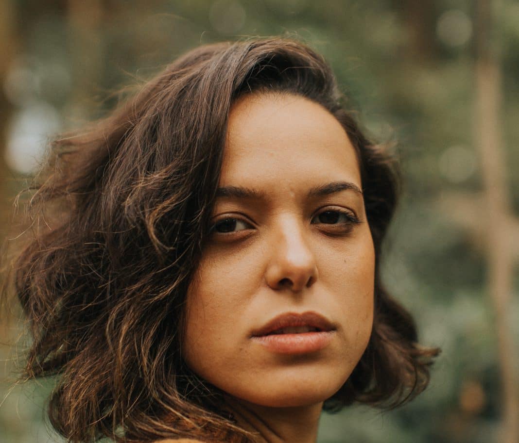Sarah Renata está de música nova, o single “Seu Anjo”