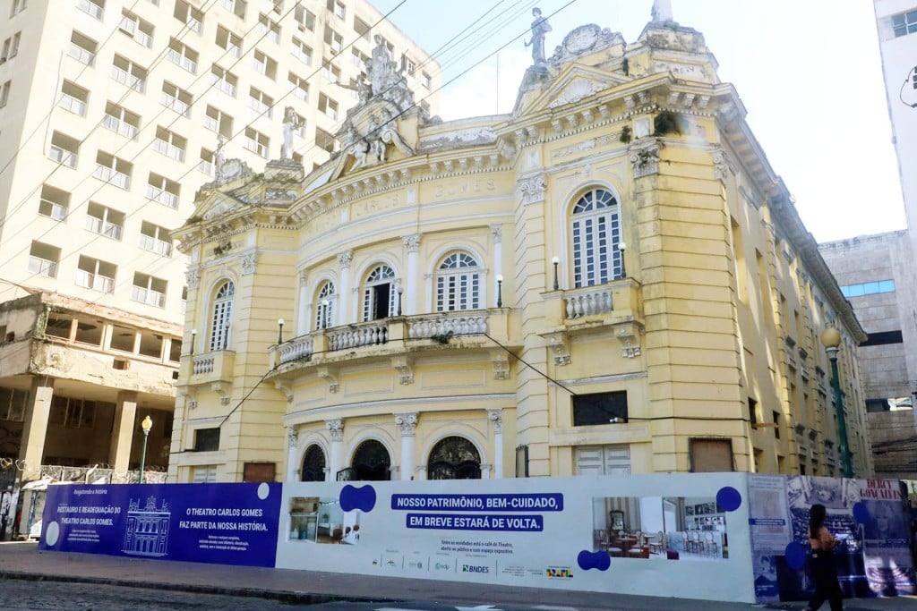 revistaprosaversoearte.com - BNDES aporta R$ 10 mi, e teatro mais antigo do Espírito Santo começa a ser restaurado