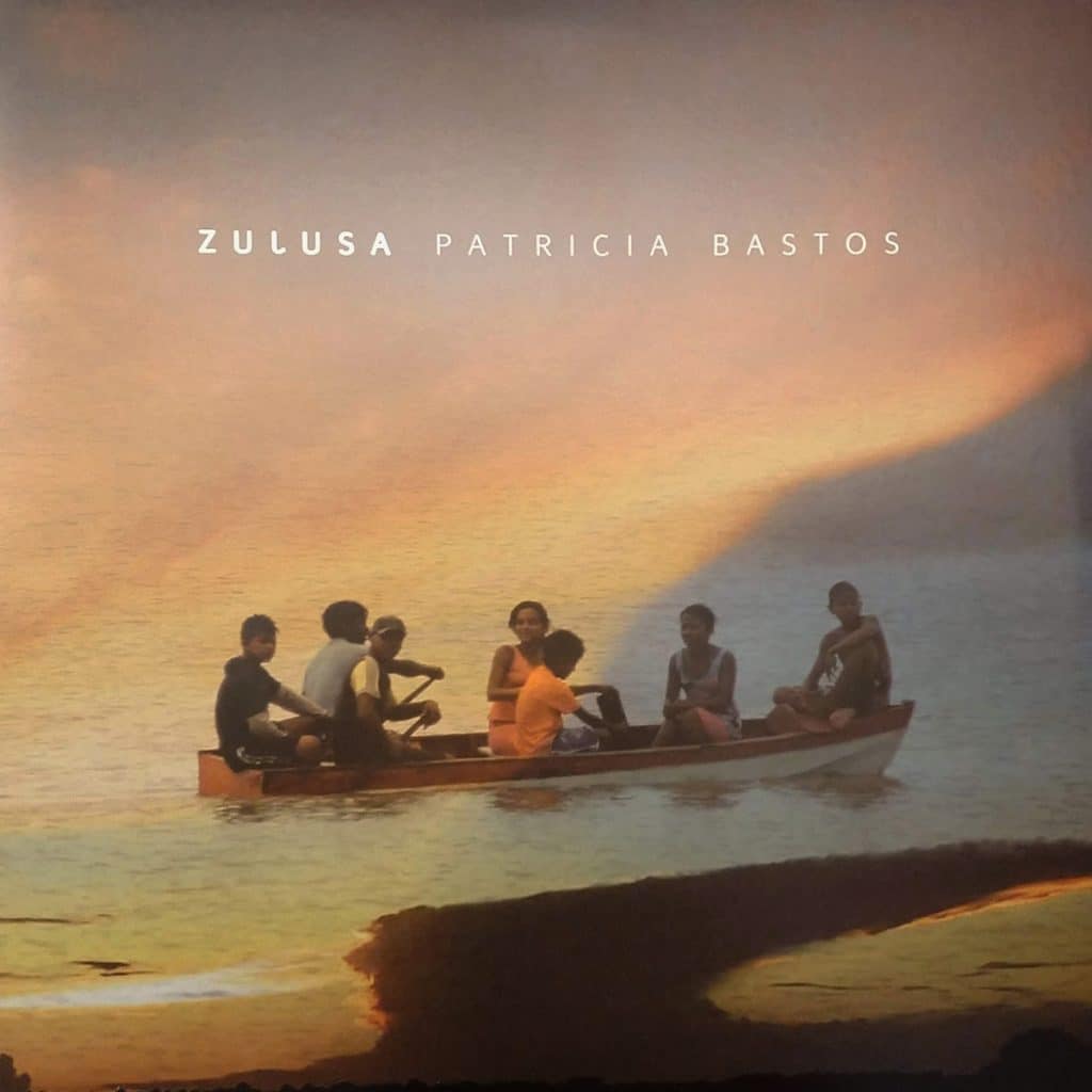 revistaprosaversoearte.com - 'Zulusa', álbum de Patricia Bastos