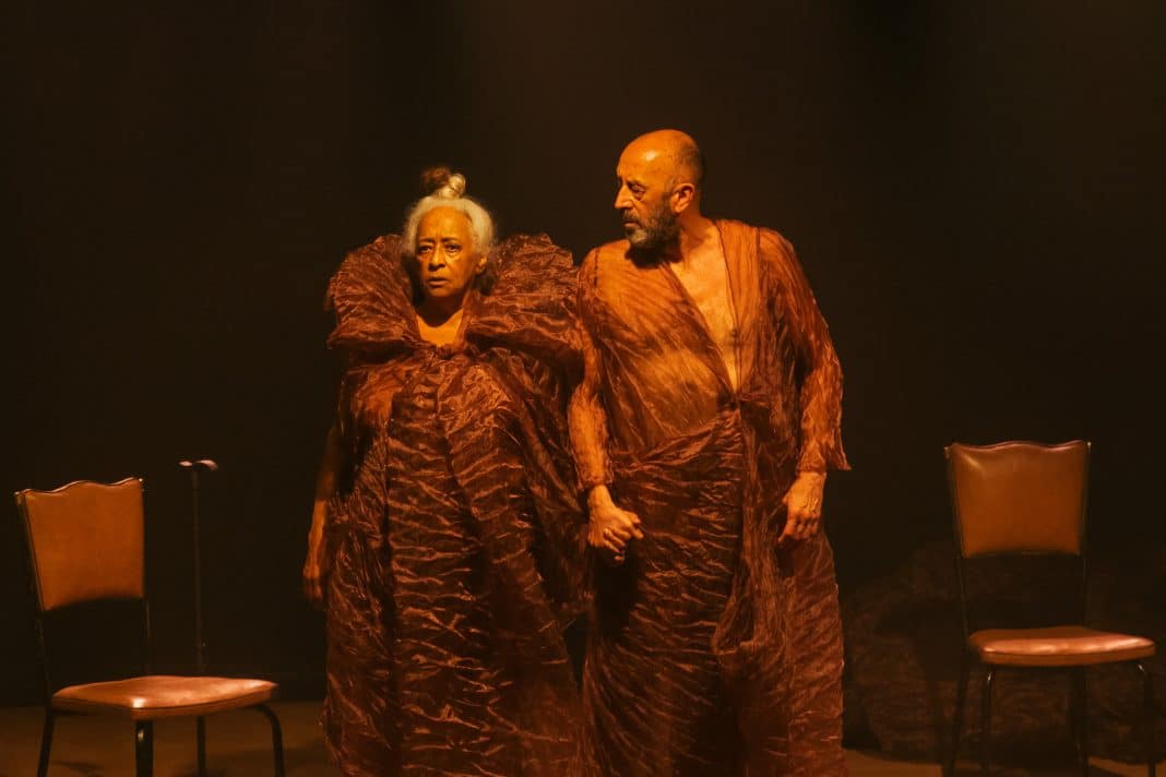 Espetáculo Mãos Trêmulas entra em cartaz no Teatro Sérgio Cardoso