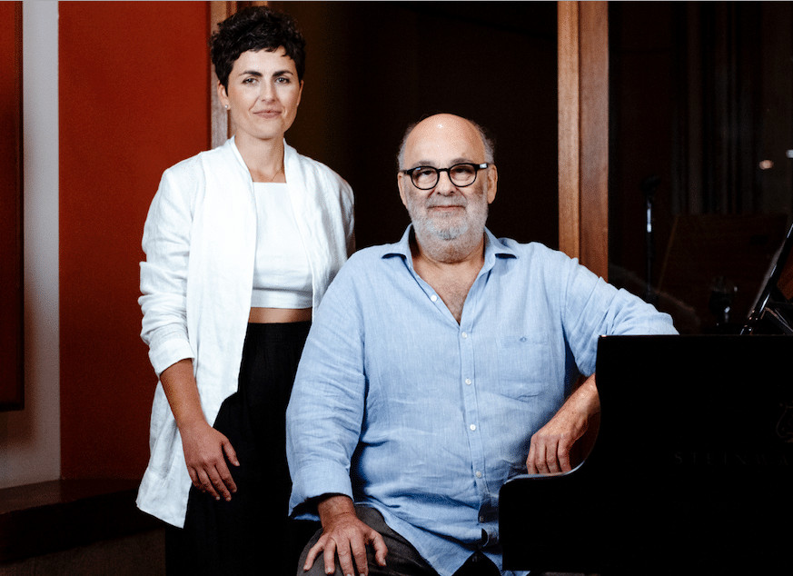 Álbum 'Trem das Cores' de Gaia Wilmer e Jaques Morelenbaum, em homenagem Caetano Veloso revistaprosaversoearte.com - Álbum 'Trem das Cores' de Gaia Wilmer e Jaques Morelenbaum, em homenagem Caetano Veloso