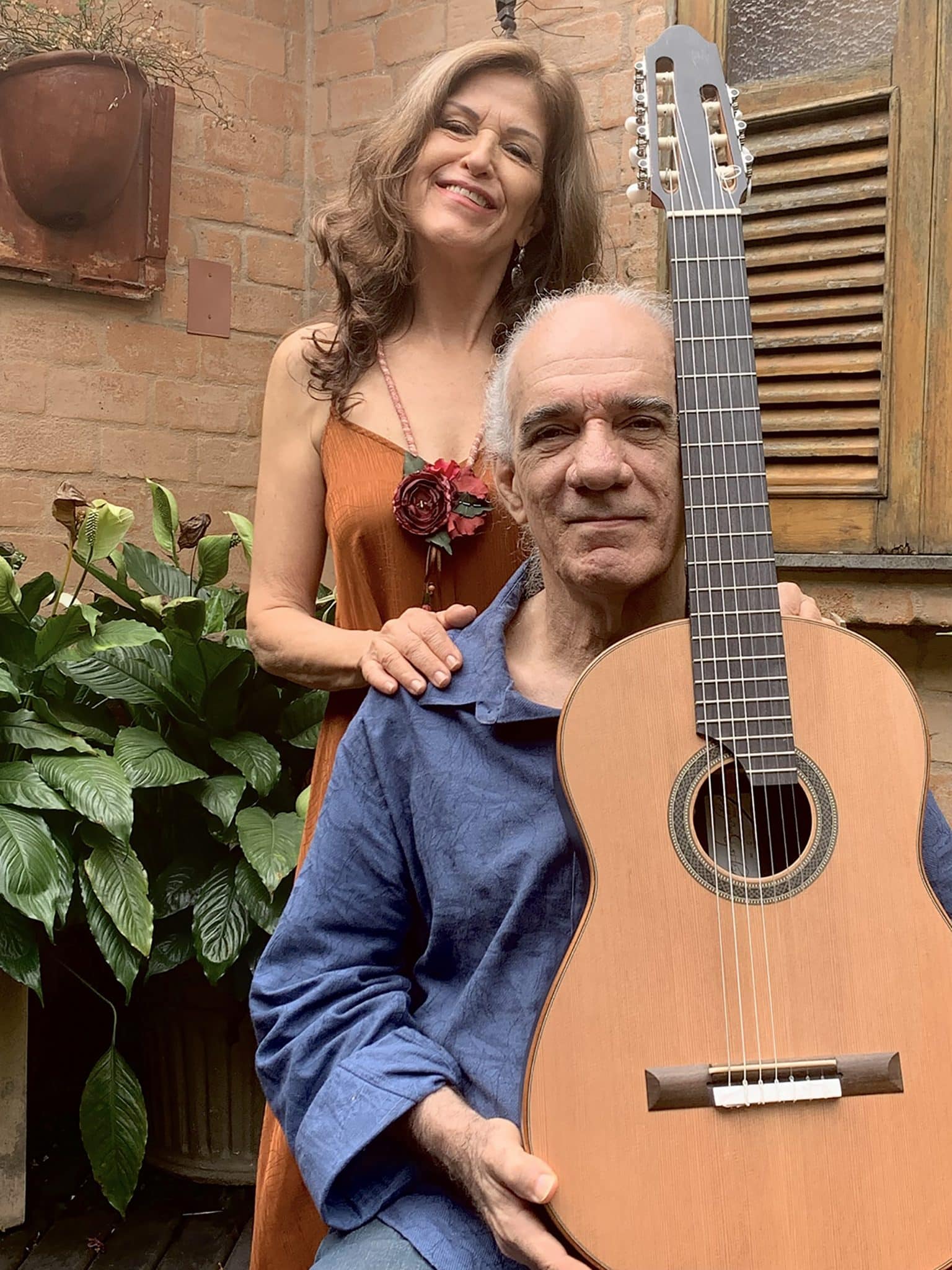 revistaprosaversoearte.com - Nair Cândia lança o single 'Cora Coragem', música do maestro Jaime Alem, em homenagem a Cora Coralina