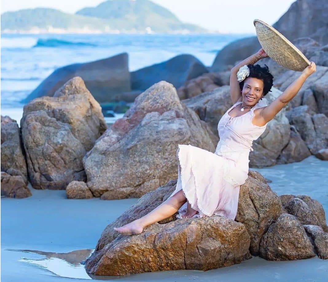 ‘Cirandá’ primeiro álbum da pianista e compositora Anette Camargo