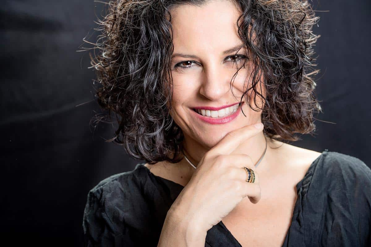 revistaprosaversoearte.com - Toninho Ferragutti Quinteto convida a cantora italiana Susanna Stivali