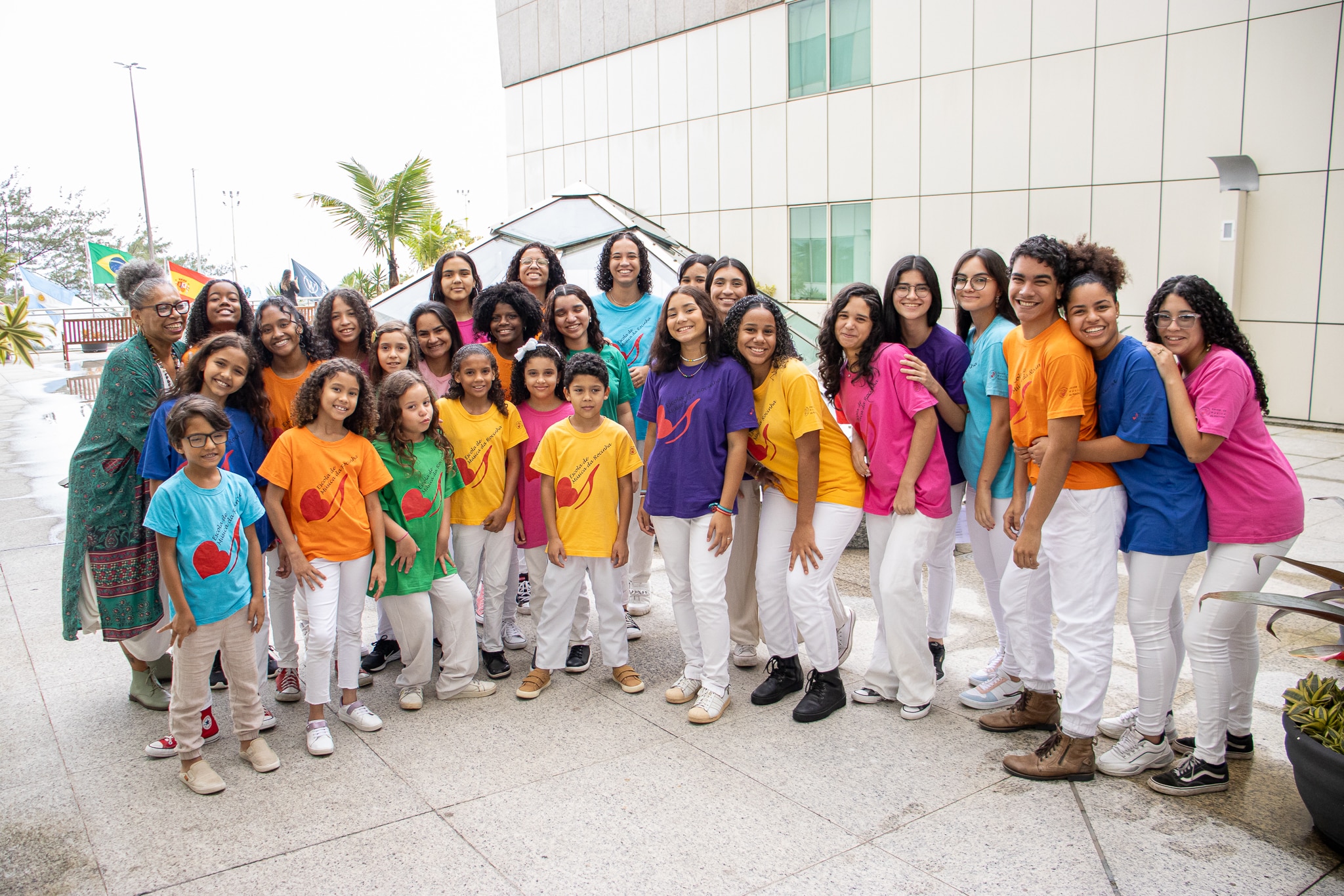 revistaprosaversoearte.com - 'Concerto de Fim de Ano da Escola de Música da Rocinha', no Teatro Fashion Mall
