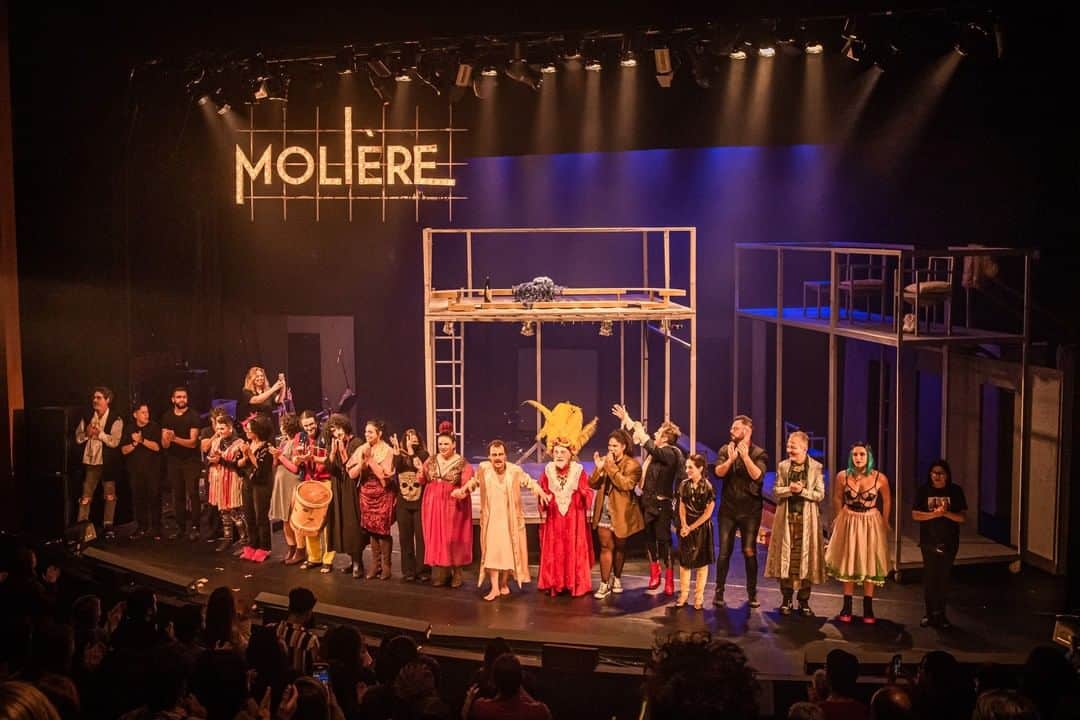 revistaprosaversoearte.com - Molière – uma comédia musical de Sabina Berman no Teatro Liberdade