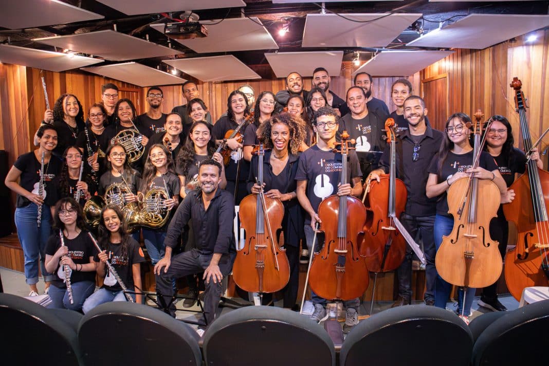 ‘Concerto de Fim de Ano da Escola de Música da Rocinha’, no Teatro Fashion Mall