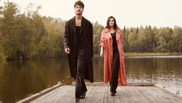 Dueto de Laura Pausini e Tiago Iorc na canção ‘Durar’, em versão acústica