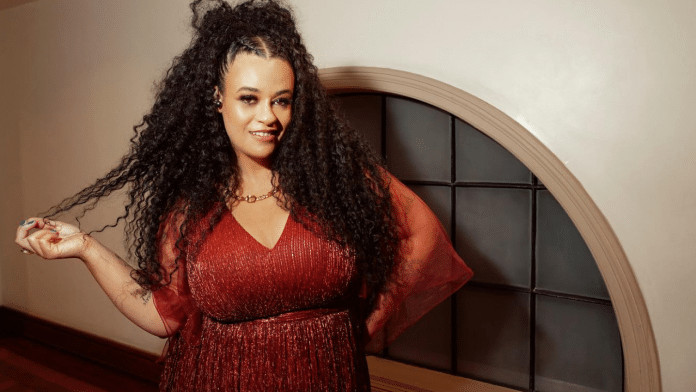 Álbum ‘Tudo Tanto’, de Tulipa Ruiz ganha edição especial Rocinante Três Selos