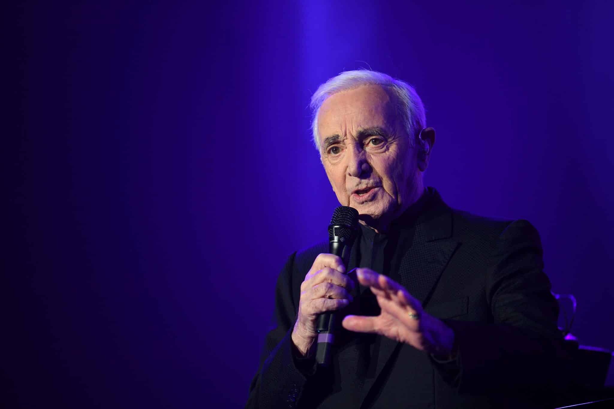 revistaprosaversoearte.com - Musical 'Charles Aznavour - um romance inventado', com Sylvia Bandeira e Mauricio Baduh