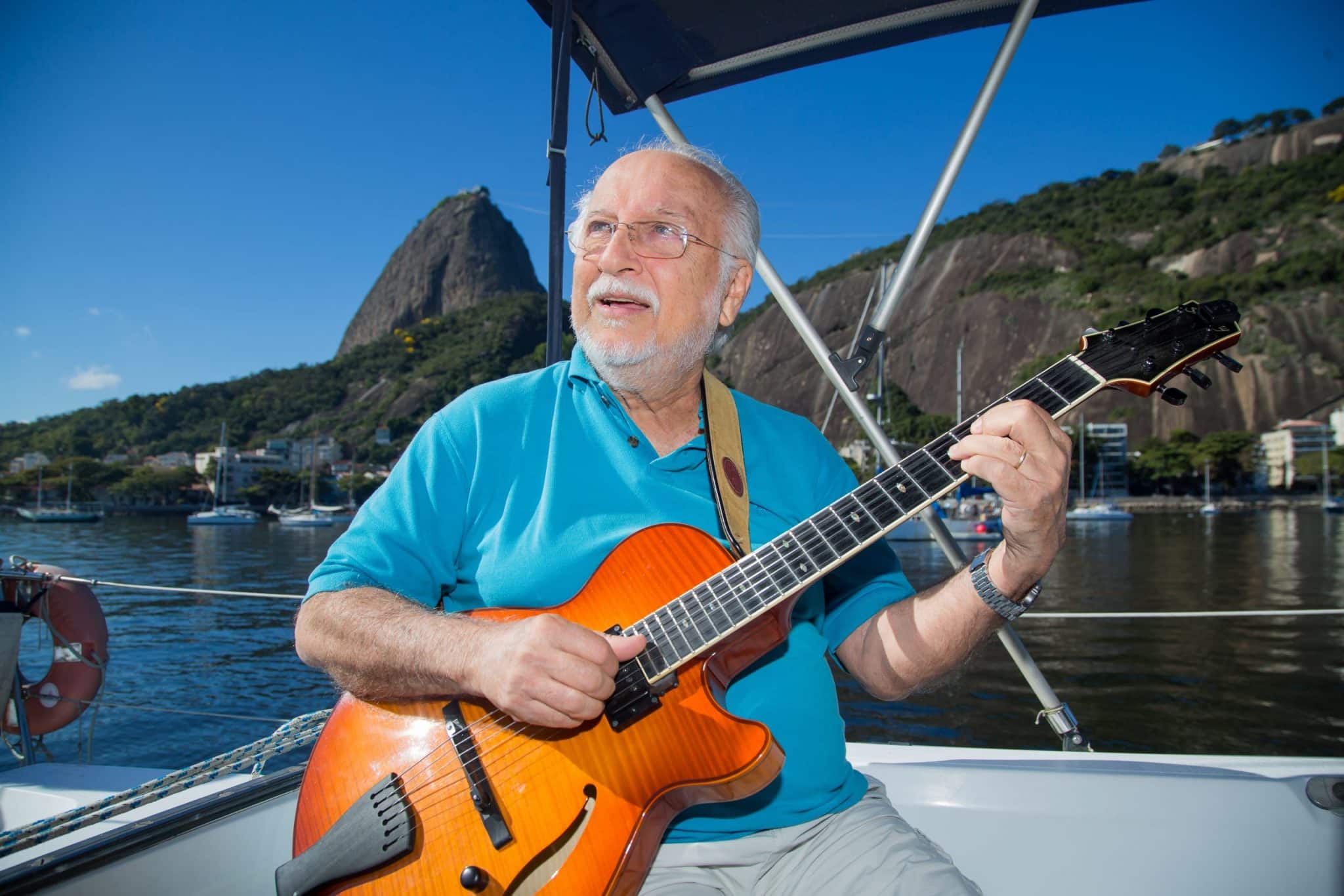 revistaprosaversoearte.com - Roberto Menescal recebe convidadas em show que celebra a Bossa Nova e o Rio de Janeiro