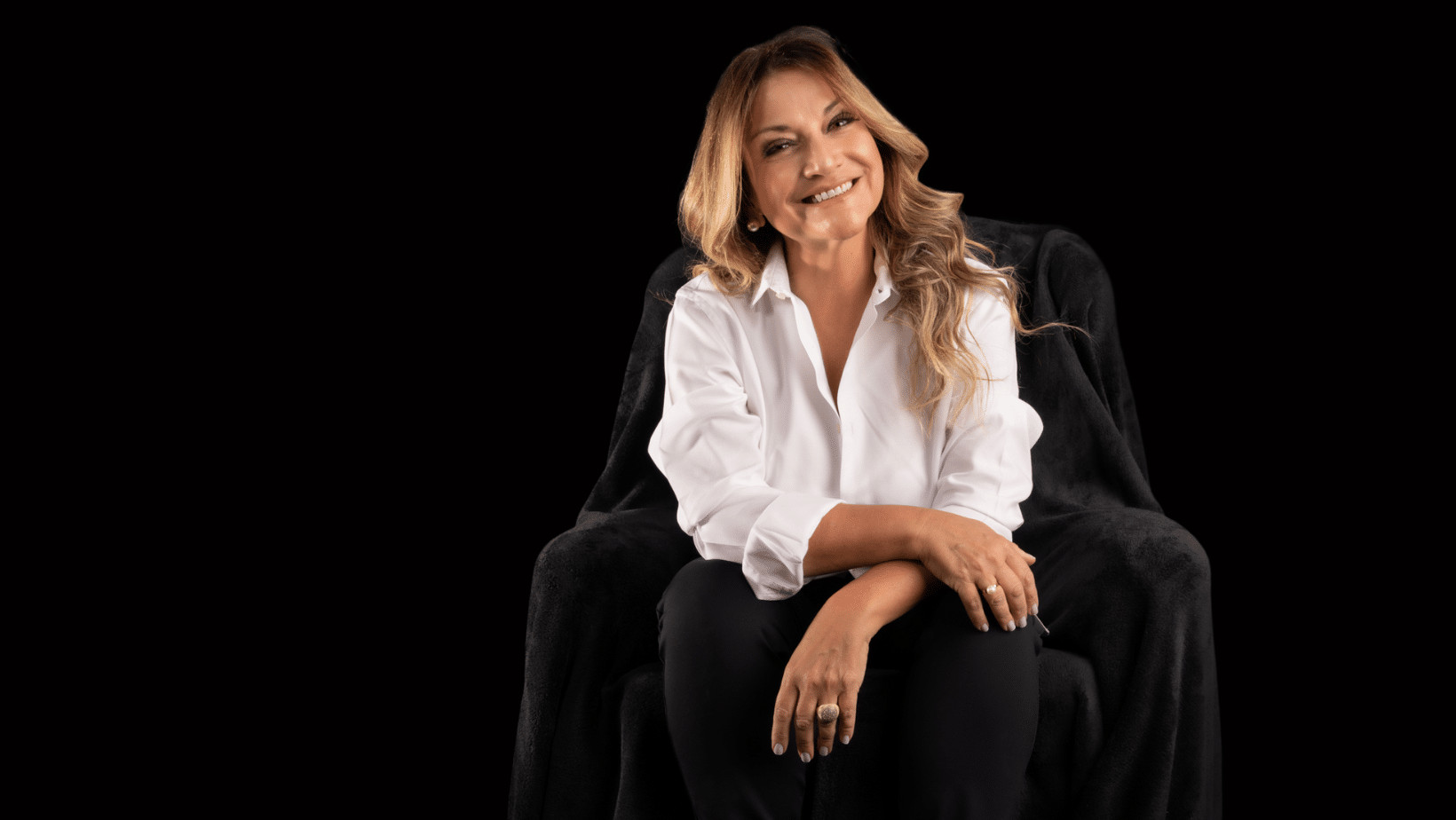 Rosa Avilla lança single 'Limatola bella', em comemoração aos 150 anos de imigração italiana no Brasil revistaprosaversoearte.com - Rosa Avilla lança single 'Limatola bella', em comemoração aos 150 anos de imigração italiana no Brasil