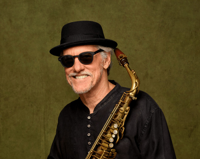 Mauro Senise toca Johnny Alf no show ‘Ilusão à Toa’ no Festival Teatro Rival 90 anos