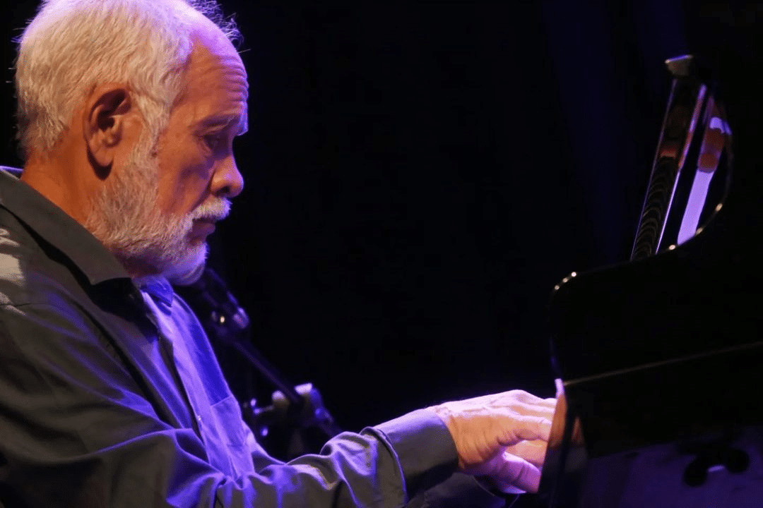 revistaprosaversoearte.com - Entrevista com o pianista, compositor e arranjador Cristov&atilde;o Bastos, por Daniela Arag&atilde;o