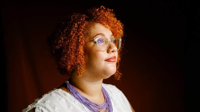Natasha lança single ‘Samba sem Amor’