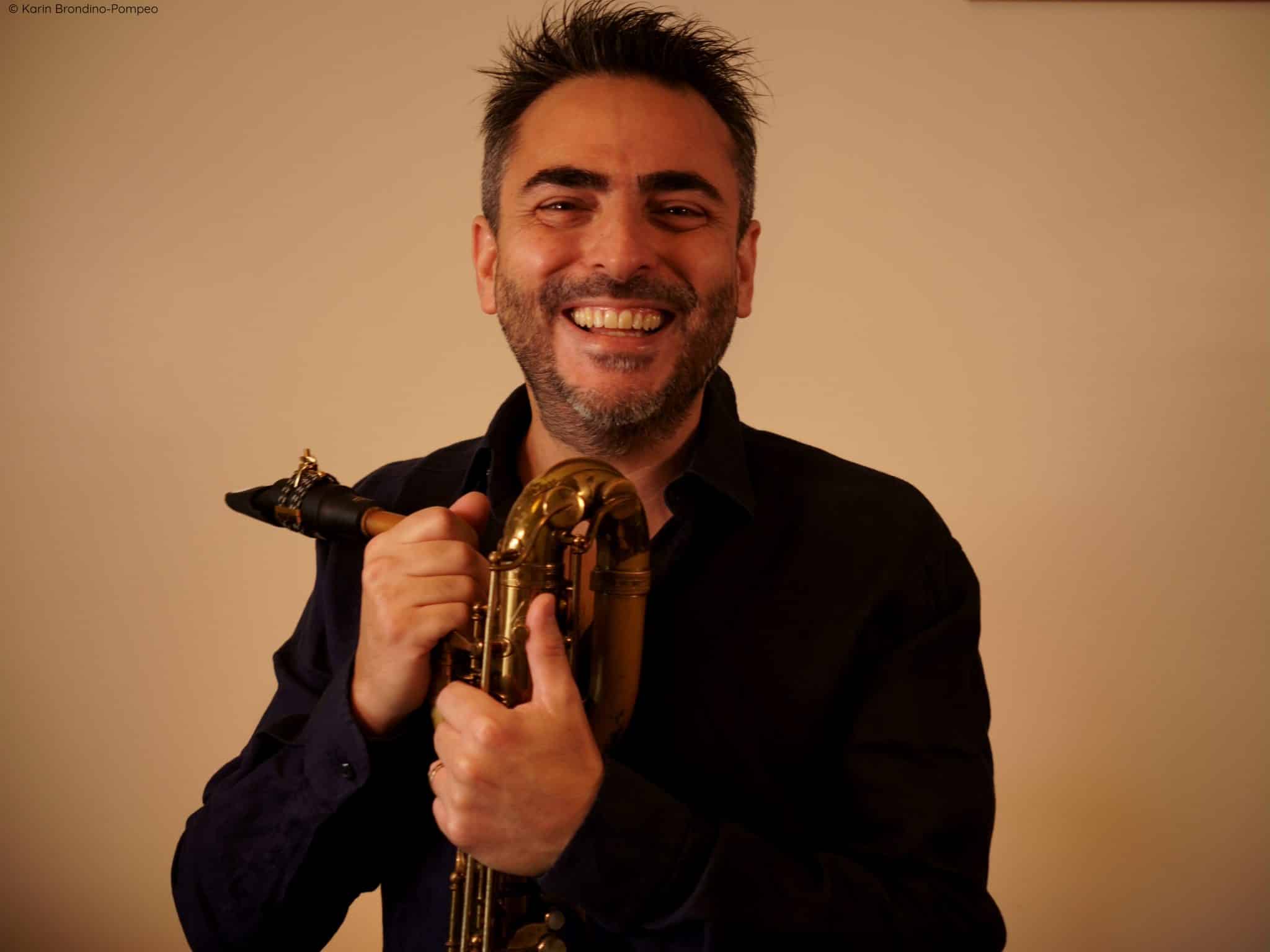 revistaprosaversoearte.com - Samuel Pompeo apresenta ‘Do Choro ao Jazz’, no Sesc Sorocaba