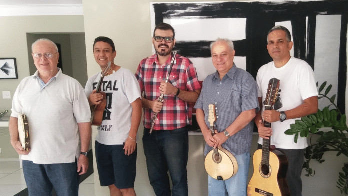Choristas da Capital se apresentam no Palco Parklet