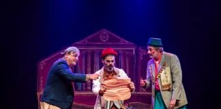 Espetáculo ‘Mundo Suassuna’ se apresenta no Teatro Flávio Império