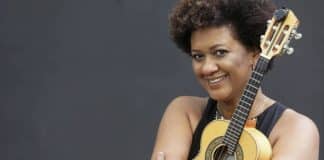 Nilze Carvalho apresenta seu show ‘Nilze canta Paulinho, Hermínio e Elton’, na Casa do Choro