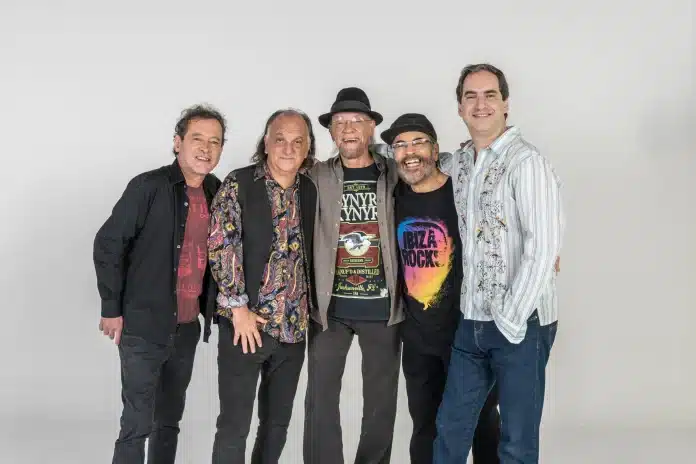 The Fevers celebra 60 anos de carreira e se apresenta na Pupileira