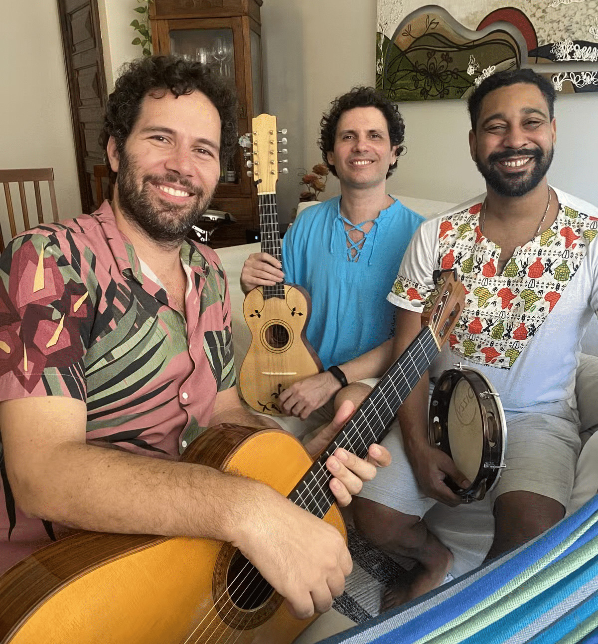 revistaprosaversoearte.com - A m&uacute;sica de Roberto Mendes, com Almir C&ocirc;rtes, Alfredo Del-Penho e Thiago Kobe