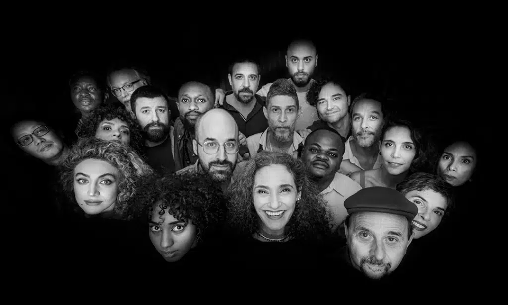Badi Assad e Orquestra Mundana Refugi lançam álbum ‘30 anos - Olho de Peixe’ revistaprosaversoearte.com - Badi Assad e Orquestra Mundana Refugi lançam álbum ‘30 anos - Olho de Peixe’