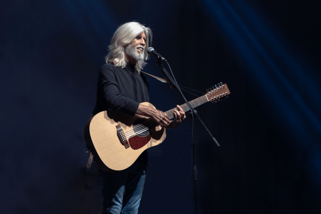 revistaprosaversoearte.com - Turn&ecirc; - Oswaldo Montenegro comemora 50 anos de carreira com show no Rio de Janeiro