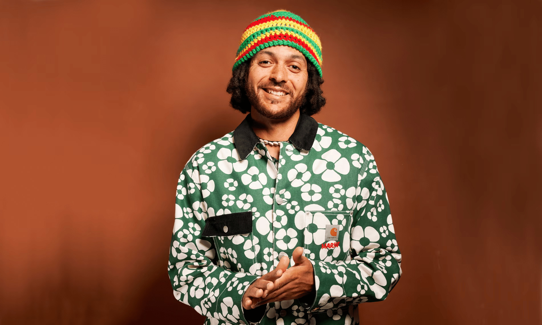 revistaprosaversoearte.com - Vem a&iacute; | Yussef Dayes chega ao Brasil pelo Queremos!